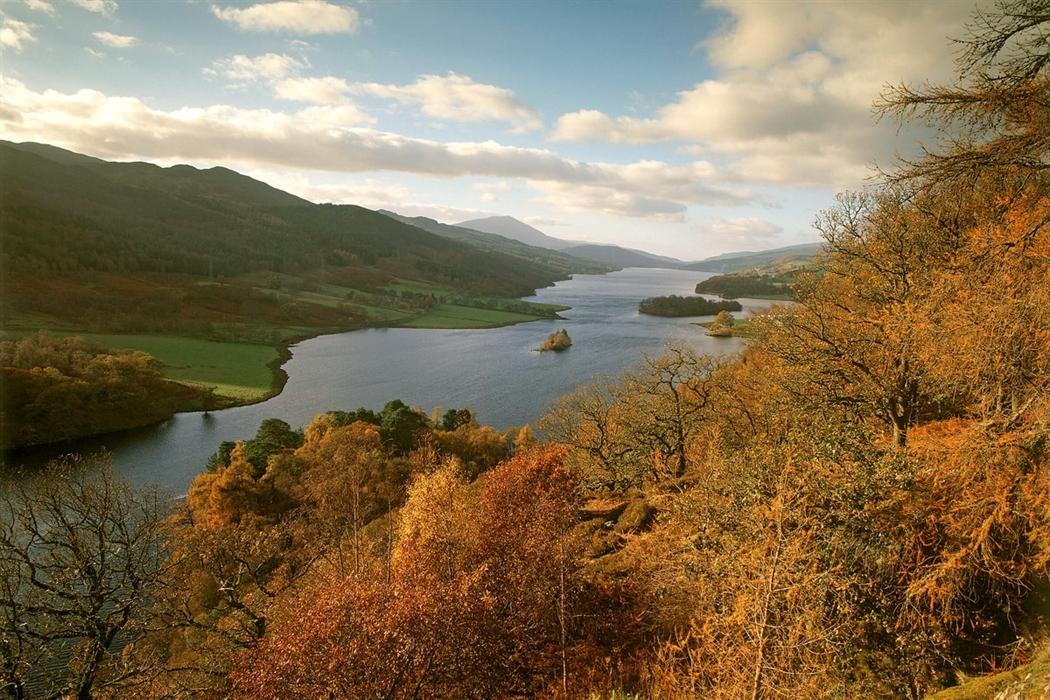 منطقه Perthshire در اسکاتلند بهترین جاذبه های فصل پاییز اروپا