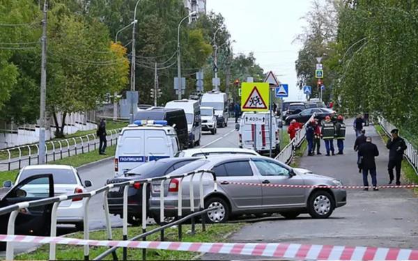 حمله مسلحانه به مدرسه ای در روسیه؛ 13 نفر تا به امروز کشته شدند (تور روسیه)